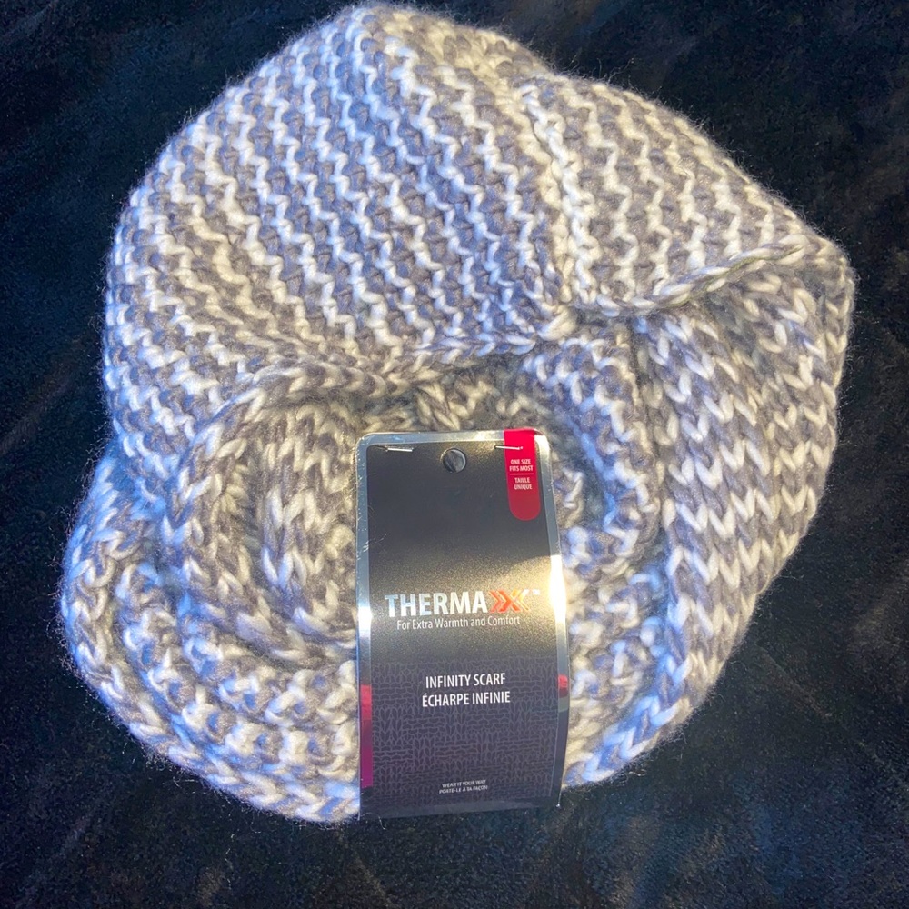 Infinity scarf